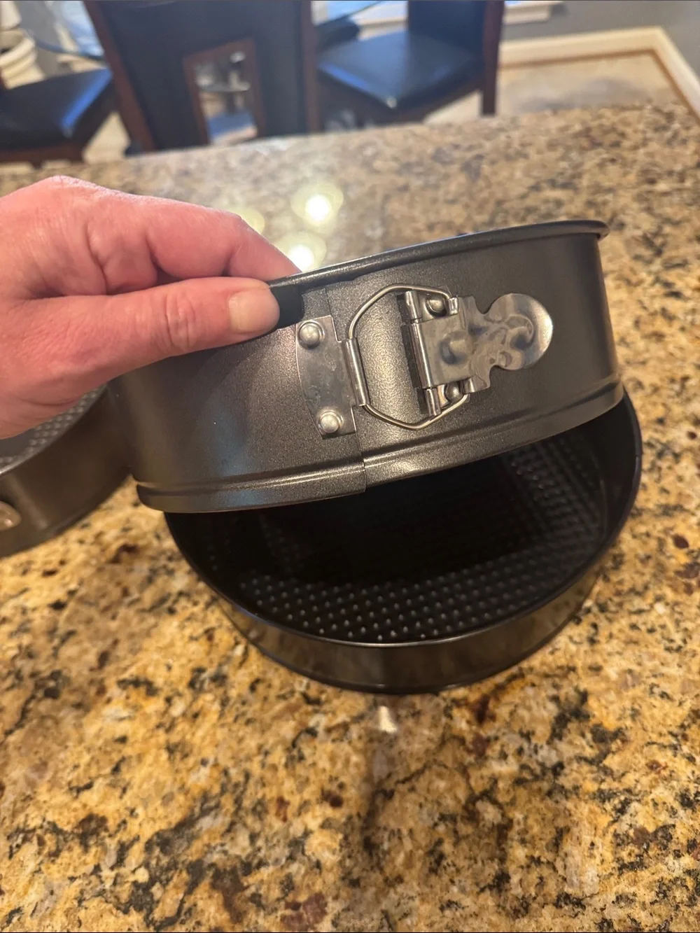 Set of 3 Nonstick Springform Baking Pans - Black